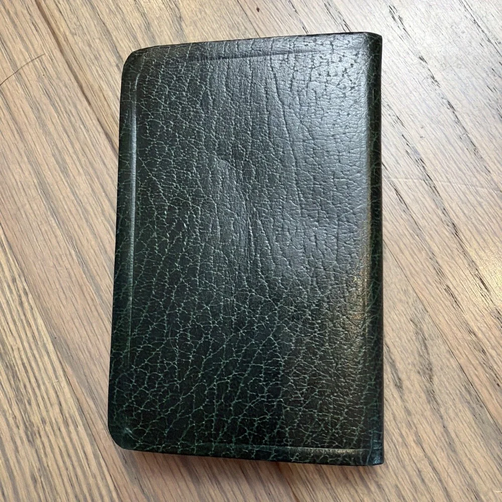 Vintage Gideons Int'l New Testament Psalms Proverbs Dark Green Pocket Bible 1987